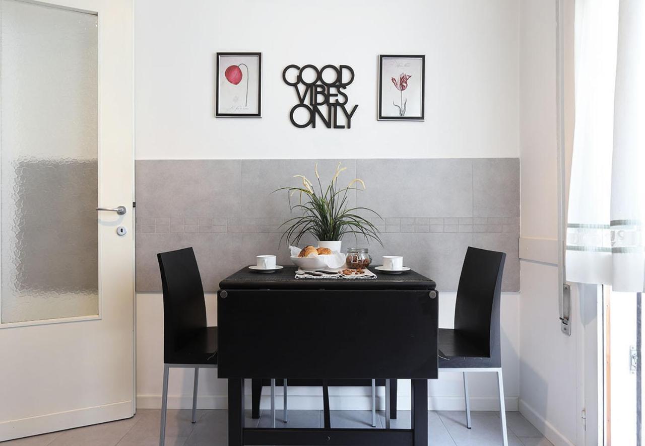Yourbanflat Red Poppy - Solo Affitti Brevi Padova